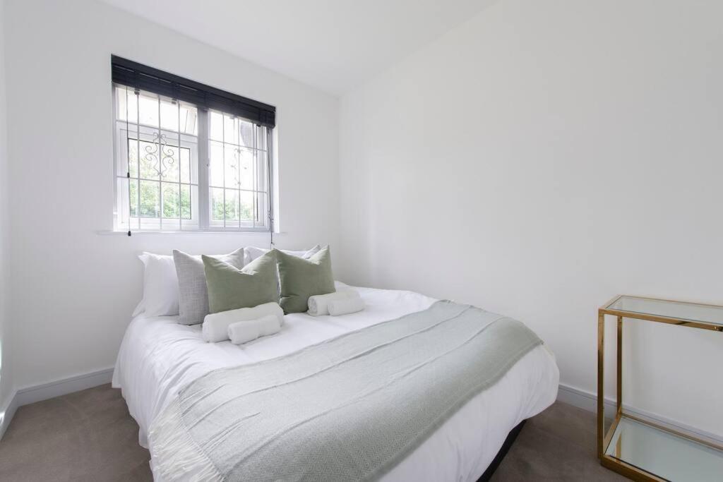 2 Bedroom Modern Urban Sanctuary 1Cc - Cherrydeal Londra Esterno foto