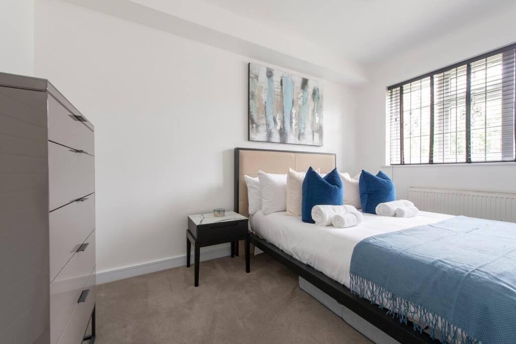 2 Bedroom Modern Urban Sanctuary 1Cc - Cherrydeal Londra Esterno foto
