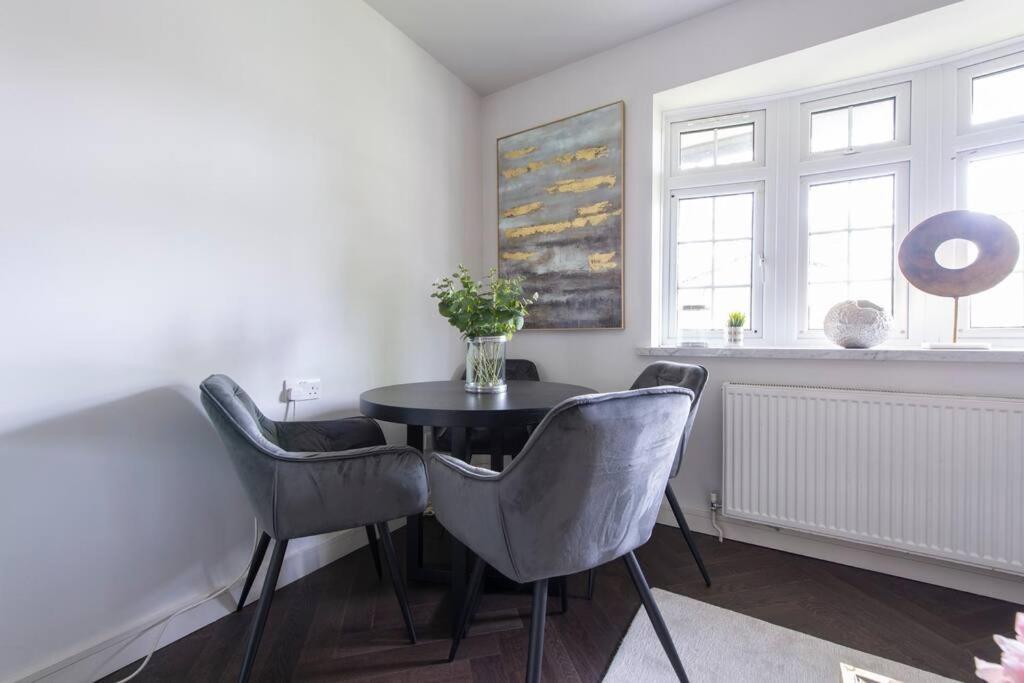 2 Bedroom Modern Urban Sanctuary 1Cc - Cherrydeal Londra Esterno foto