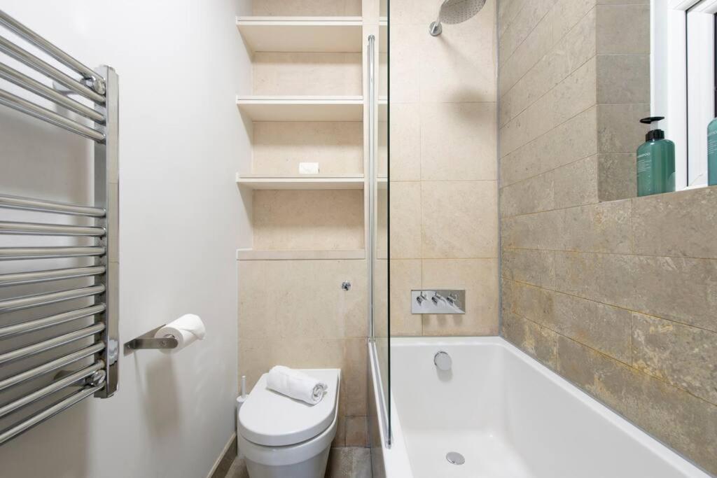2 Bedroom Modern Urban Sanctuary 1Cc - Cherrydeal Londra Esterno foto