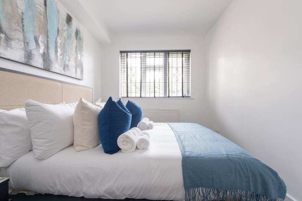 2 Bedroom Modern Urban Sanctuary 1Cc - Cherrydeal Londra Esterno foto