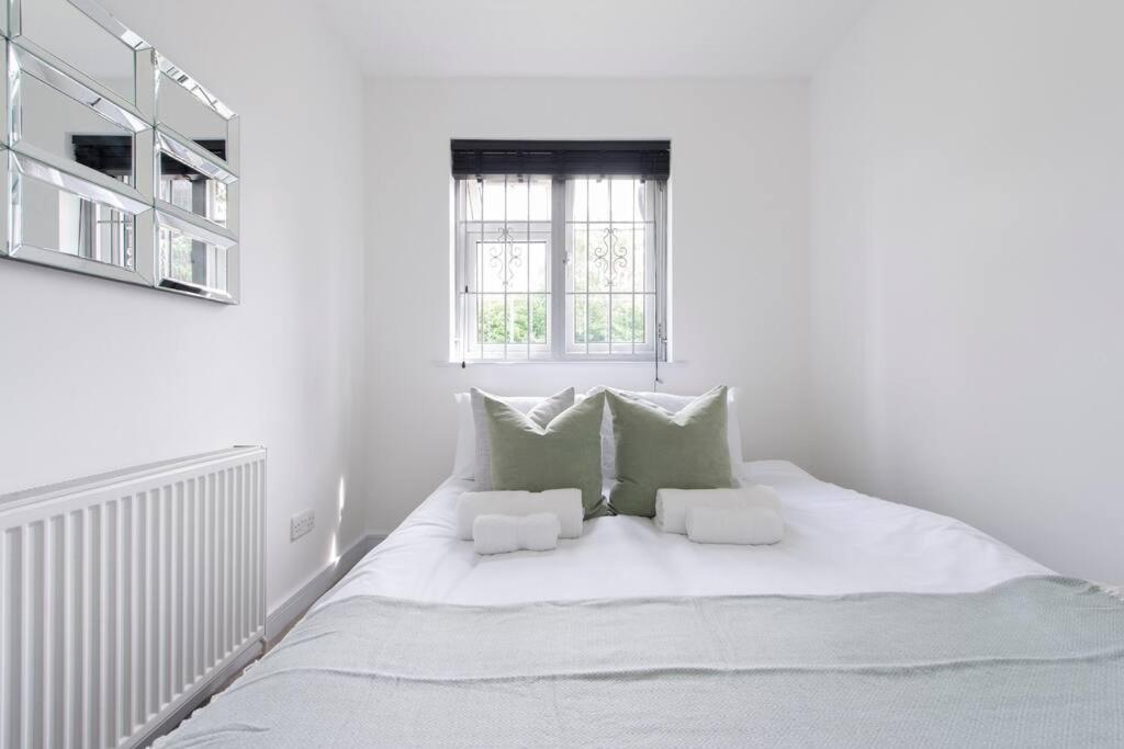 2 Bedroom Modern Urban Sanctuary 1Cc - Cherrydeal Londra Esterno foto